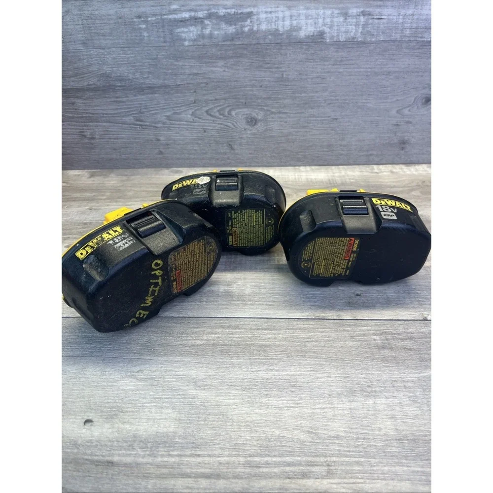18V Dewalt Batteries Lot Of 3 DC9096, DC9096 For Parts Only Non Working